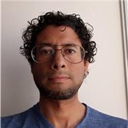 Maestro de dibujo técnico para estudiantes de diseño gráfico e industrial